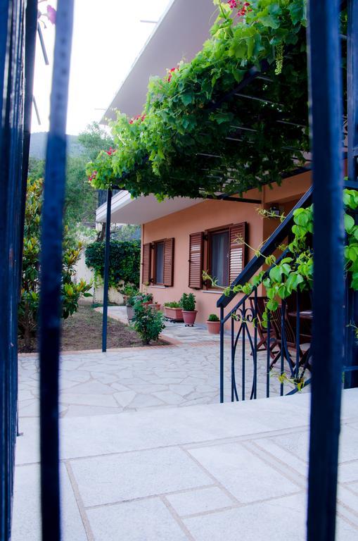 Ferienwohnung Nefeli Levídhion Exterior foto
